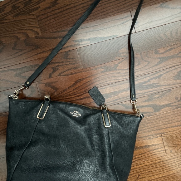 Coach leather Handbag -crossbody + shoulder - good condition - Picture 6 of 7